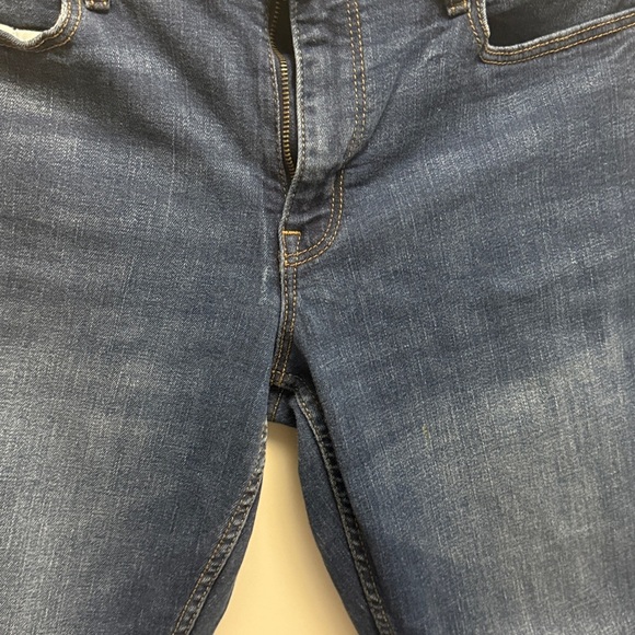 Old Navy high rise Rockstar Super Skinny Jeans - Picture 4 of 5